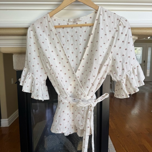 WAYF Cream Swiss Dot White Linen Wrap Front Blouse XL - Picture 2 of 4